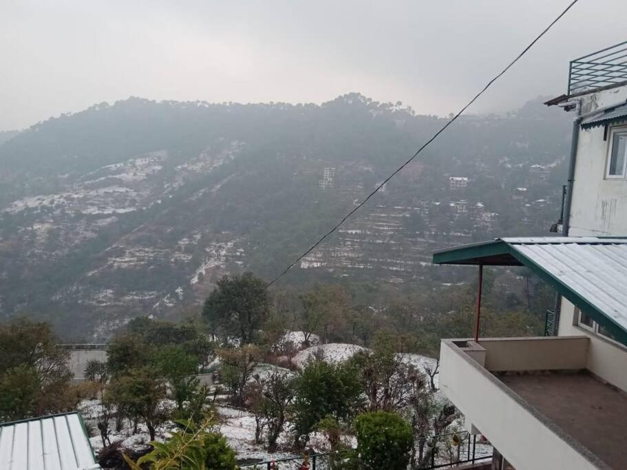 Valley View Family Unit Kasauli Esterno foto